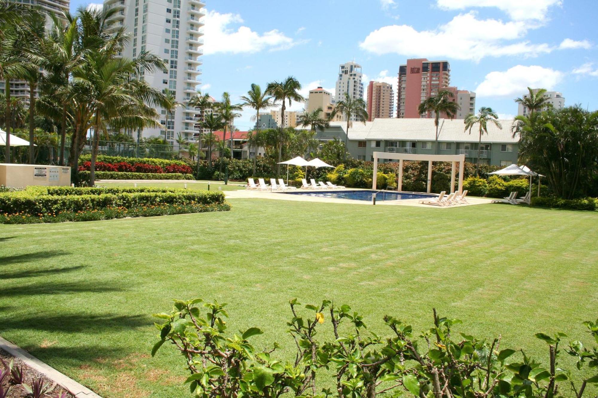 Contessa Holiday Apartments Gold Coast Exterior foto